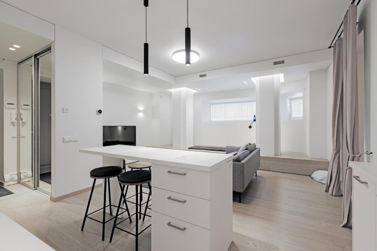 Buddha Luxury Apartment Kaunas City Centre المظهر الخارجي الصورة